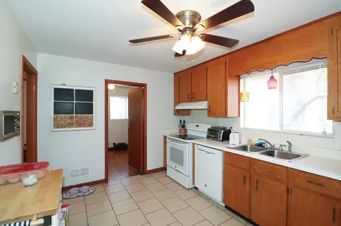 101 Jay Dr, Warner Robins, GA 31093 photo 6