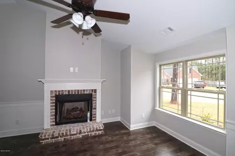125 Back Cedar Ln, Centerville, GA 31028 photo 7