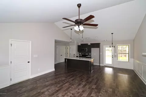 125 Back Cedar Ln, Centerville, GA 31028 photo 6