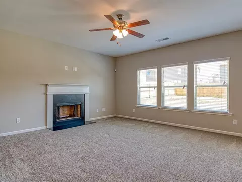 160 Amelia Dr, Byron, GA 31008 photo 14
