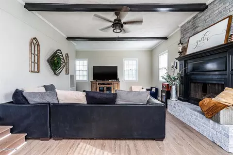 8 Pineview Dr, Forsyth, GA 31029 photo 2