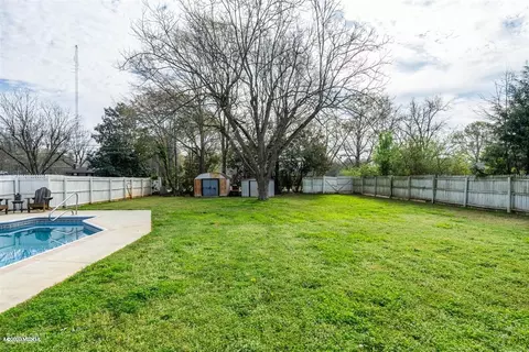 8 Pineview Dr, Forsyth, GA 31029 photo 29