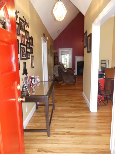 421 Annies Path, Gray, GA 31032 photo 2