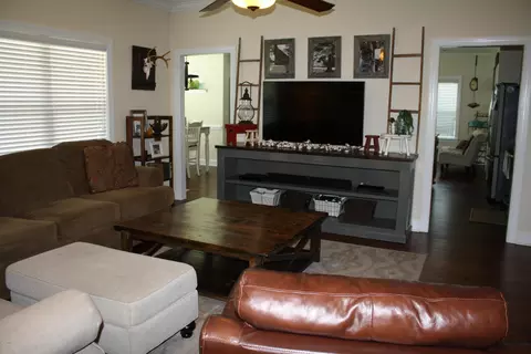 61 Jackson Dr, Forsyth, GA 31029 photo 2
