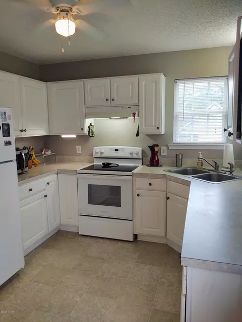 307 Amanda Dr, Gray, GA 31032 photo 8