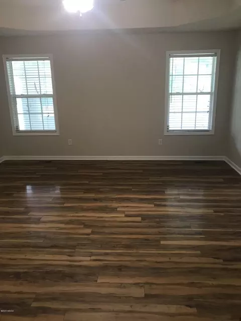 581 Aarons Cir, Gray, GA 31032 photo 5