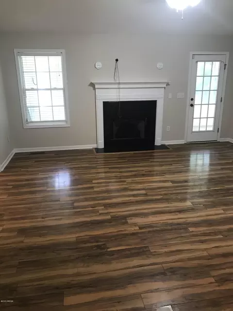 581 Aarons Cir, Gray, GA 31032 photo 4
