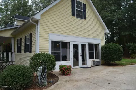 196 Oakview Cir, Gray, GA 31032 photo 3