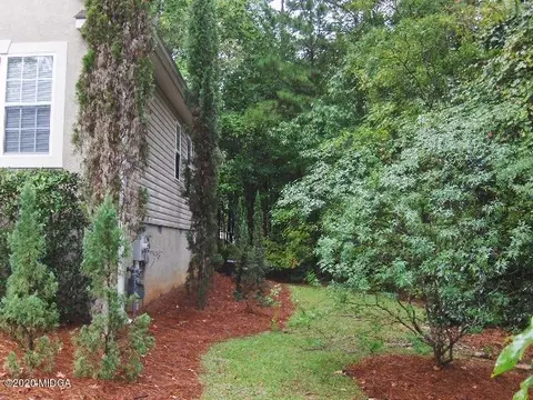 124 Oak Dr, Gray, GA 31032 photo 2