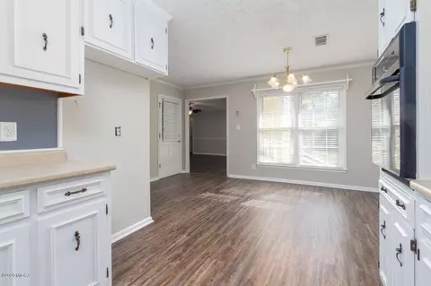 118 Pineview Cir, Forsyth, GA 31029 photo 7