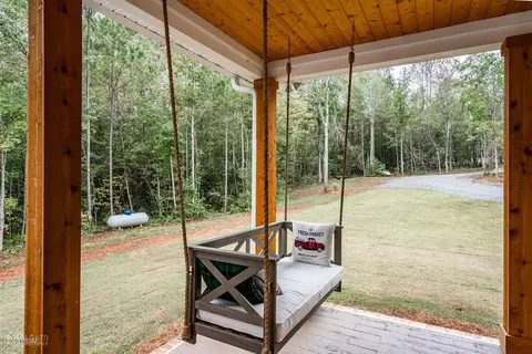 882 Smith Rd, Forsyth, GA 31029 photo 5