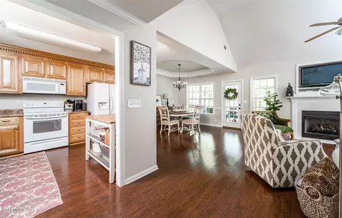 563 Aarons Cir, Gray, GA 31032 photo 7