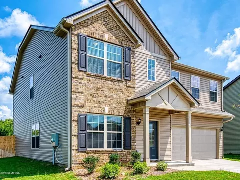 602 Regatta Dr, Byron, GA 31008 photo 2
