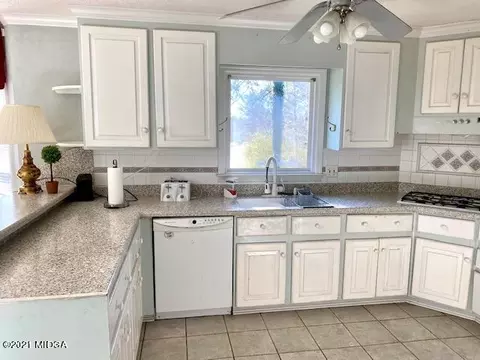 184 Eagle Dr, Macon, GA 31211 photo 5