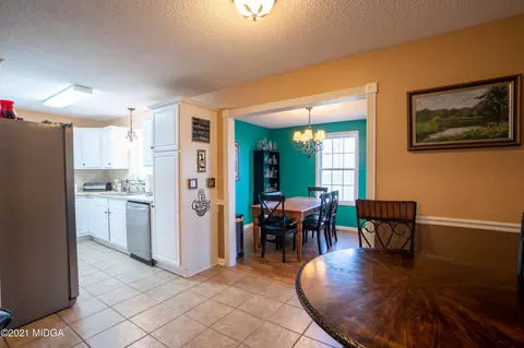 208 Camelot Rd, Gray, GA 31032 photo 9