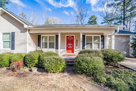 208 Camelot Rd, Gray, GA 31032 photo 2