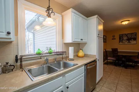 208 Camelot Rd, Gray, GA 31032 photo 7