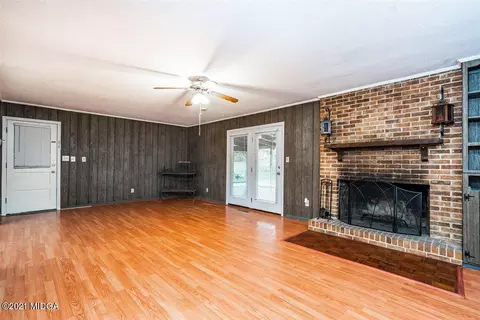 140 Lakeview Dr, Roberta, GA 31078 photo 3