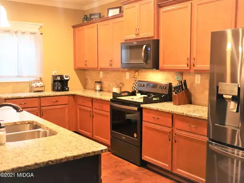 749 Natures Walk, Gray, GA 31032 photo 3