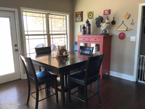 554 Constitution Dr, Forsyth, GA 31029 photo 4