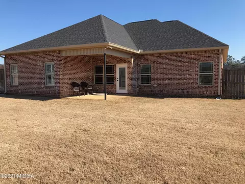 554 Constitution Dr, Forsyth, GA 31029 photo 9