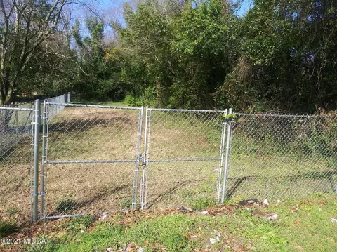 3974 Dover St, Macon, GA 31204 photo 3