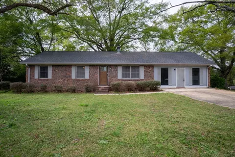 107 Davis Dr, Centerville, GA 31028 photo 1