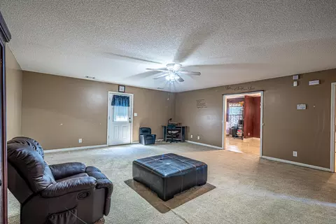 116 Royal Ln, Gray, GA 31032 photo 4