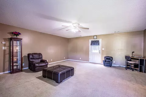 116 Royal Ln, Gray, GA 31032 photo 3
