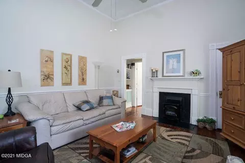 321 E Main St, Forsyth, GA 31029 photo 5