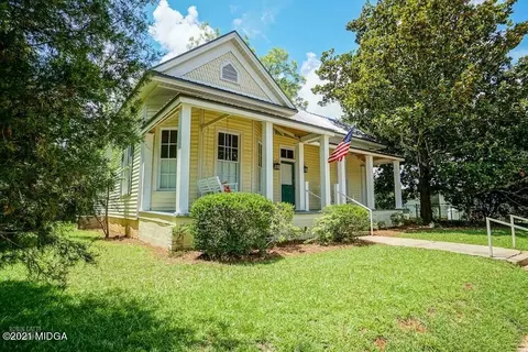 321 E Main St, Forsyth, GA 31029 photo 1