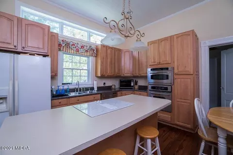321 E Main St, Forsyth, GA 31029 photo 10