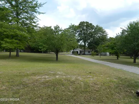 35 Helen Dr, Byron, GA 31008 photo 2