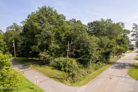 386 N Oak St, Jackson, GA 30233 photo 5