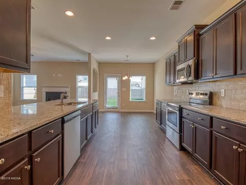 138 Amelia Dr, Byron, GA 31008 photo 18