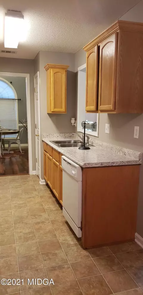 110 Vanessa Dr, Centerville, GA 31028 photo 9