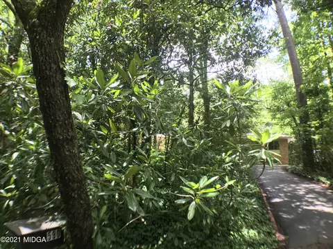 590 Eldorado Dr, Macon, GA 31204 photo 2