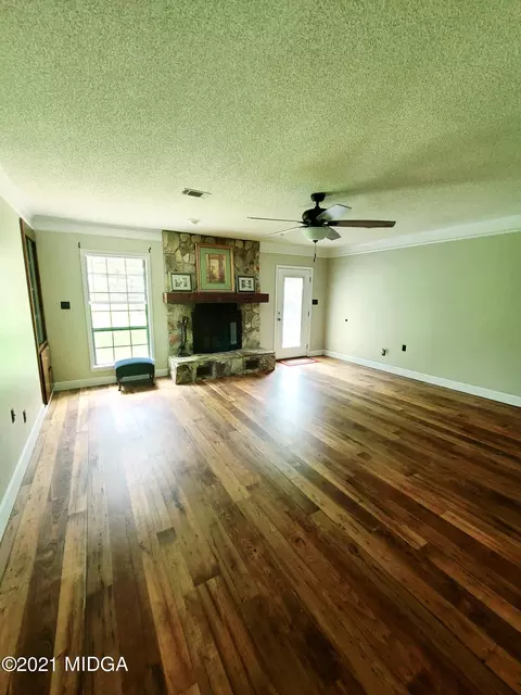 202 Custer Dr, Warner Robins, GA 31093 photo 3