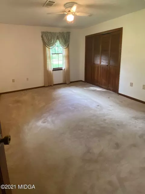 27 E Seminole Dr, Byron, GA 31008 photo 17