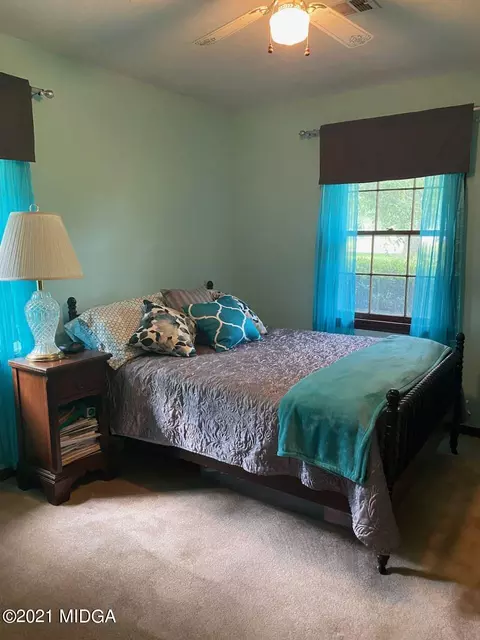 27 E Seminole Dr, Byron, GA 31008 photo 16