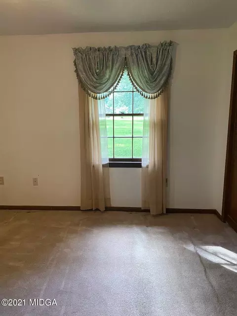 27 E Seminole Dr, Byron, GA 31008 photo 23