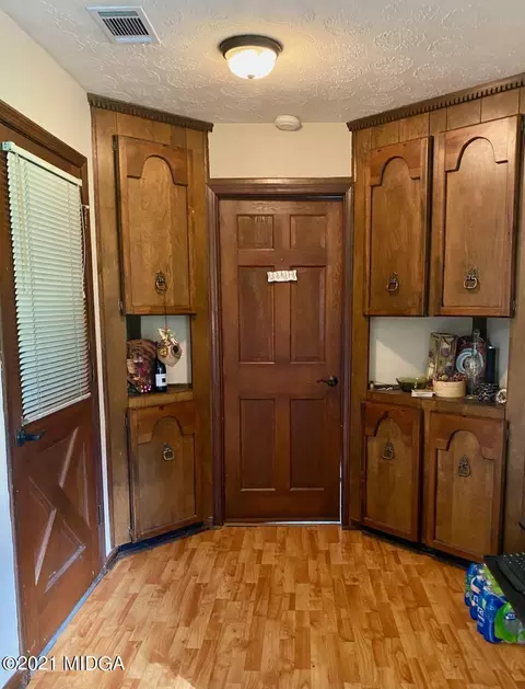 27 E Seminole Dr, Byron, GA 31008 photo 12