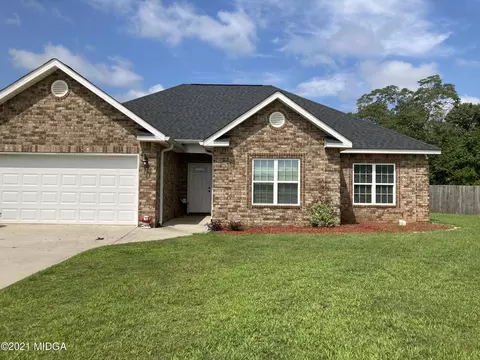 110 Brooke Ct, Byron, GA 31008 photo 1
