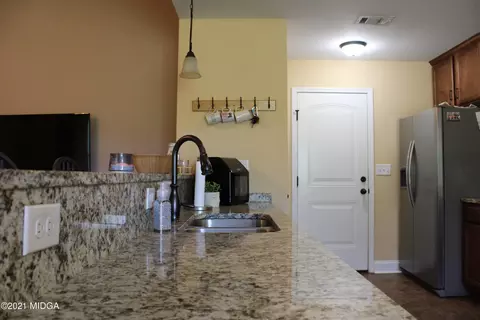 110 Brooke Ct, Byron, GA 31008 photo 8