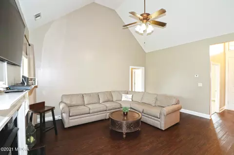 111 Chalet Cv, Centerville, GA 31028 photo 6