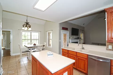 111 Chalet Cv, Centerville, GA 31028 photo 11