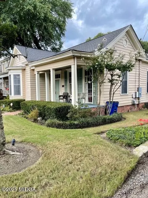 1069 Bond St, Macon, GA 31201 photo 4