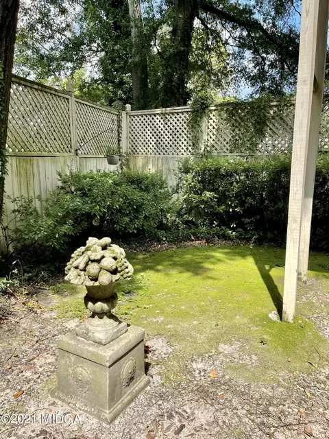 1069 Bond St, Macon, GA 31201 photo 17