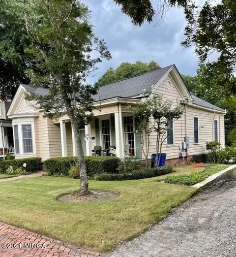 1069 Bond St, Macon, GA 31201 photo 3