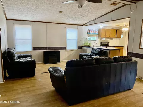 255 Edgewater Dr, Byron, GA 31008 photo 10